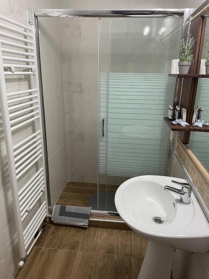 La Noi Guesthouse ซามารินา ภายนอก รูปภาพ